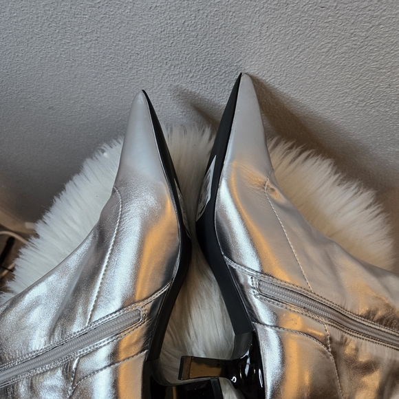 Abound Erin Faux Leather Silver Ankle Boots - New Sz 8.5 - Picture 9 of 12